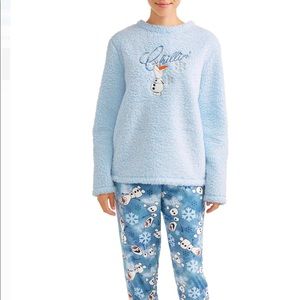 Disney Frozen Olaf Women’s Pajamas Plush Set
